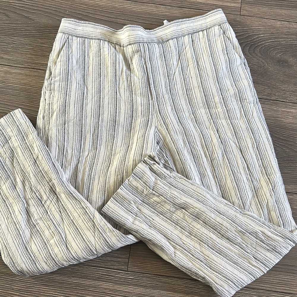 Banana Republic Gray Chinos Lightweight Drawstring cropped - Picture 2 of 12
